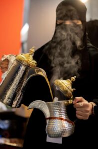 الدلة والفناجيل